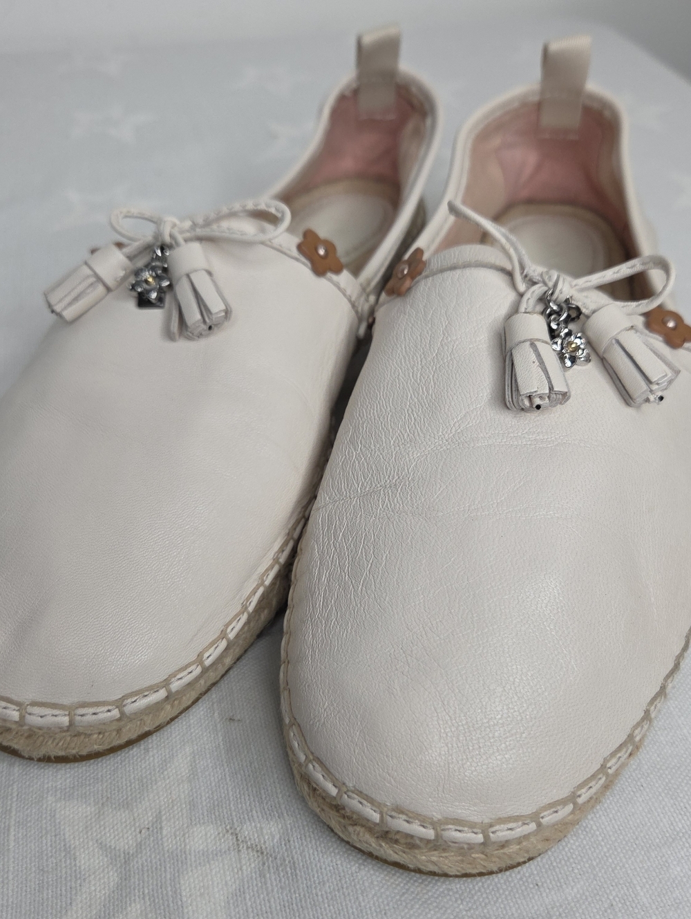 Coach Espadrille Flat Size 9.5 Beige Shows Slip On Bow